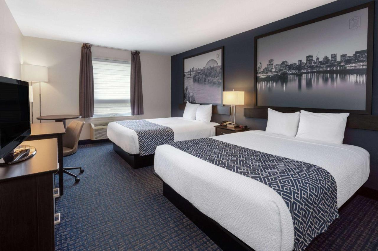 Super 8 By Wyndham Lachenaie/Terrebonne Luaran gambar
