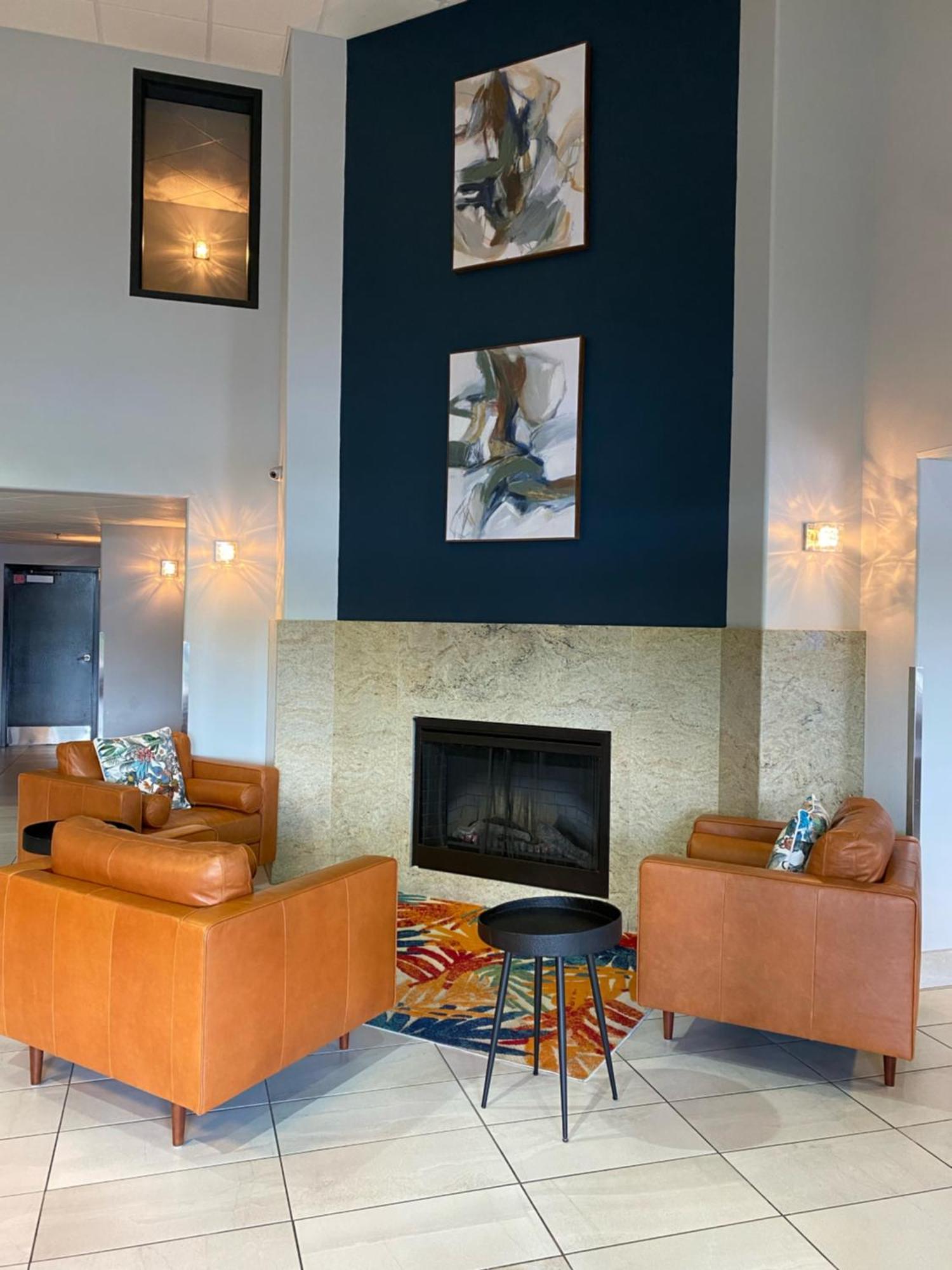 Super 8 By Wyndham Lachenaie/Terrebonne Luaran gambar