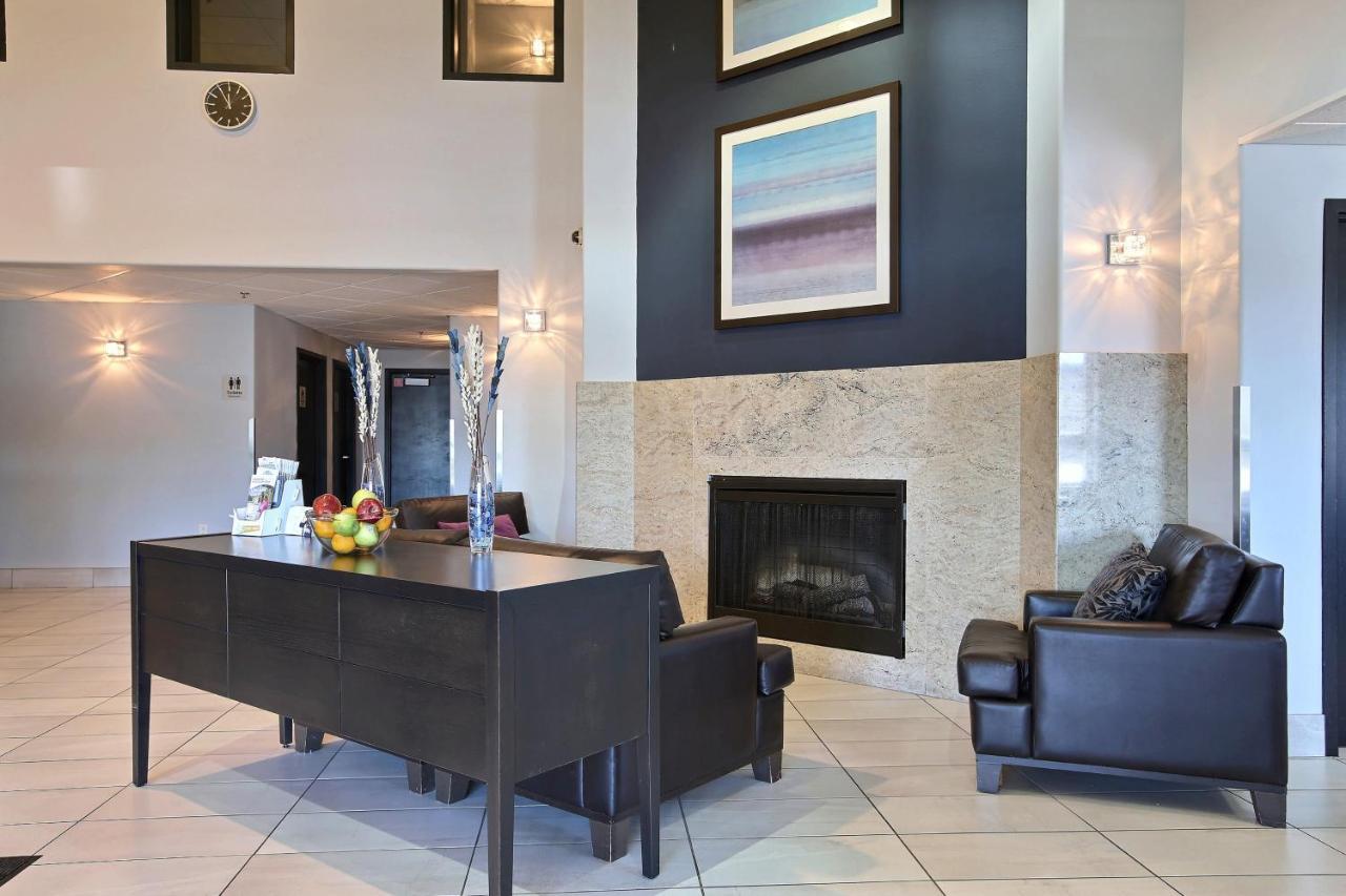 Super 8 By Wyndham Lachenaie/Terrebonne Luaran gambar