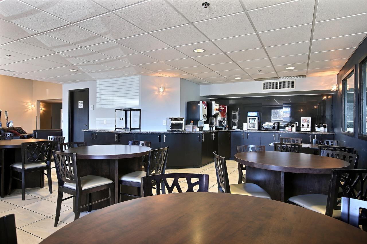 Super 8 By Wyndham Lachenaie/Terrebonne Luaran gambar